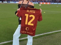 Luna Blaise
